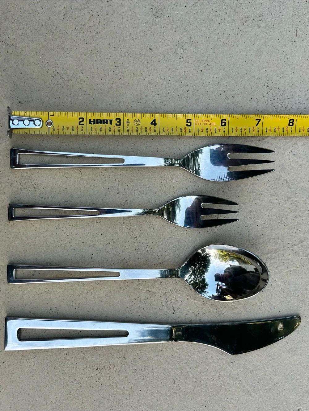 Supreme Cutlery Aperto Stainless Steel Flatware Set